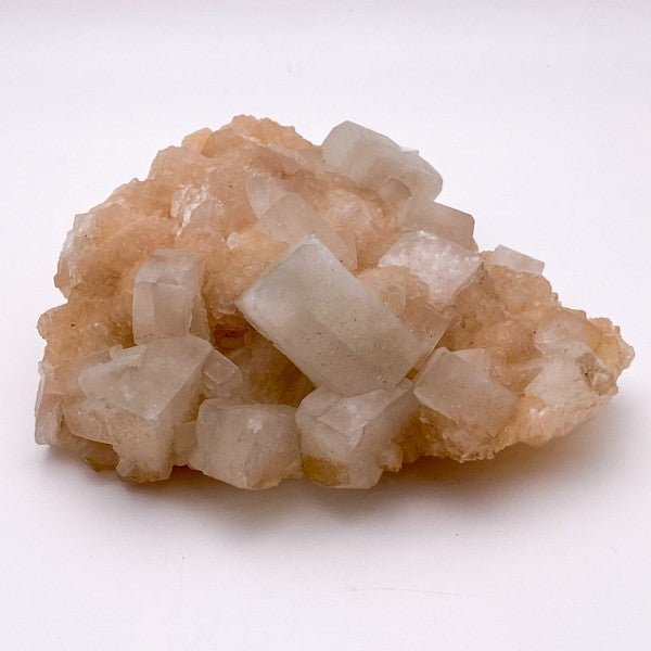 Apofilita: Propiedades, Significado y Cuidados de esta Piedra Frágil - Rocas&Cristales