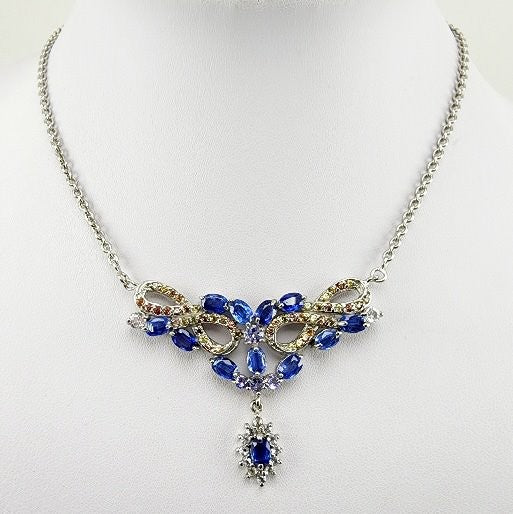 Gargantilla de Cianita, tanzanita,topacio blanco y zafiro