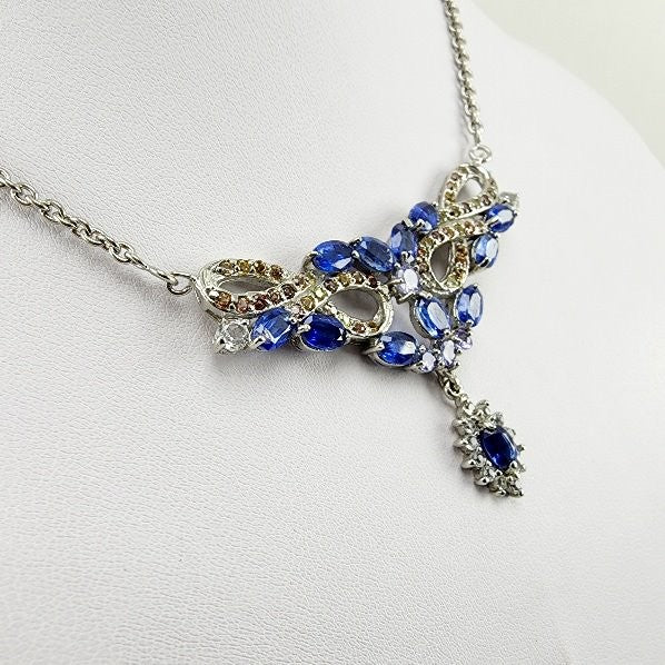 Gargantilla de Cianita, tanzanita,topacio blanco y zafiro