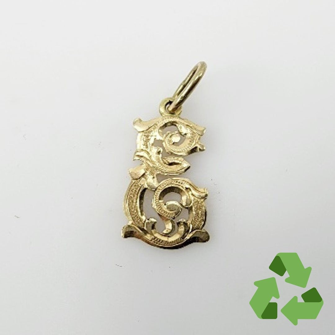 Dije letra E en oro 18 k