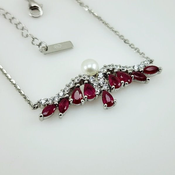 Pulsera de Rubí, perla y Cubic Zirconia