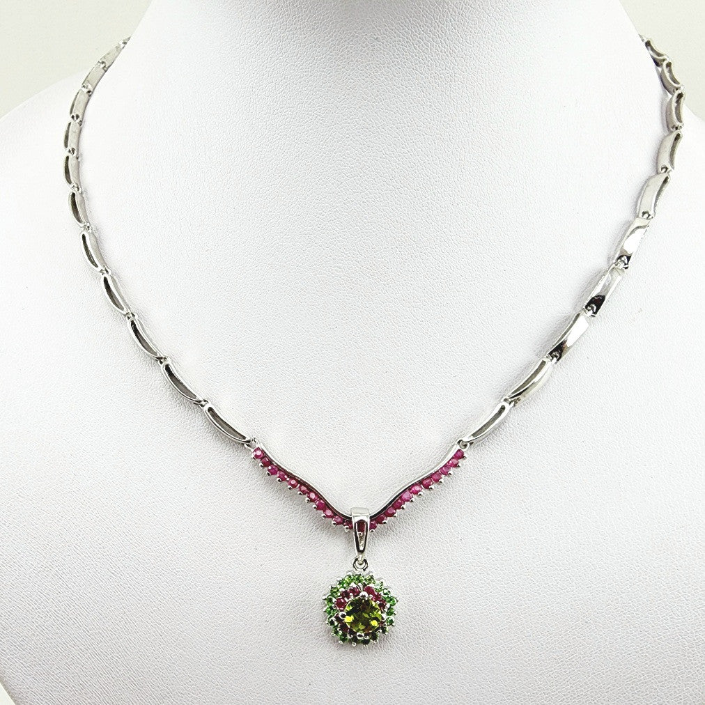Gargantilla de Peridoto, Tsavorite y Rubí