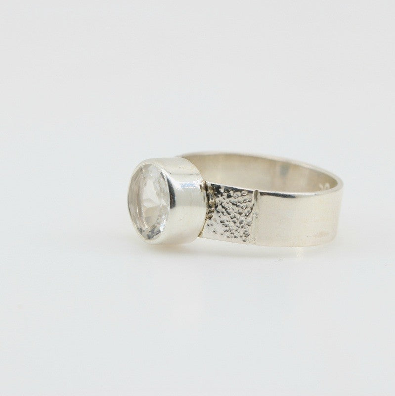 Anillo de Topacio Blanco