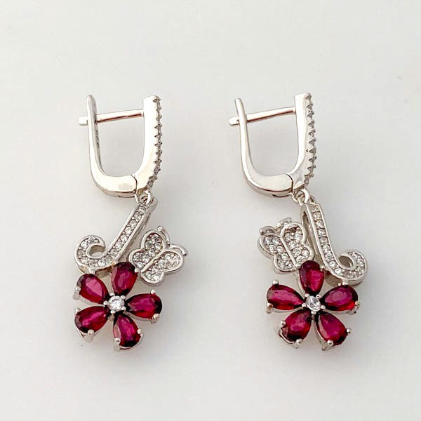 Aros de Granate y Cubic Zirconia