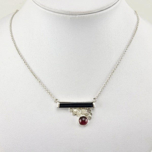 Gargantilla de Turmalina Negra y granate