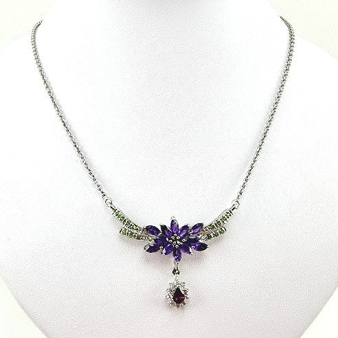 Gargantilla de Amatista, granate rodolita y diópsido