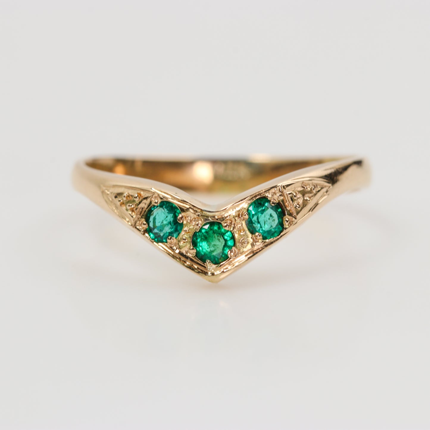 Anillo de Esmeralda en oro 18k