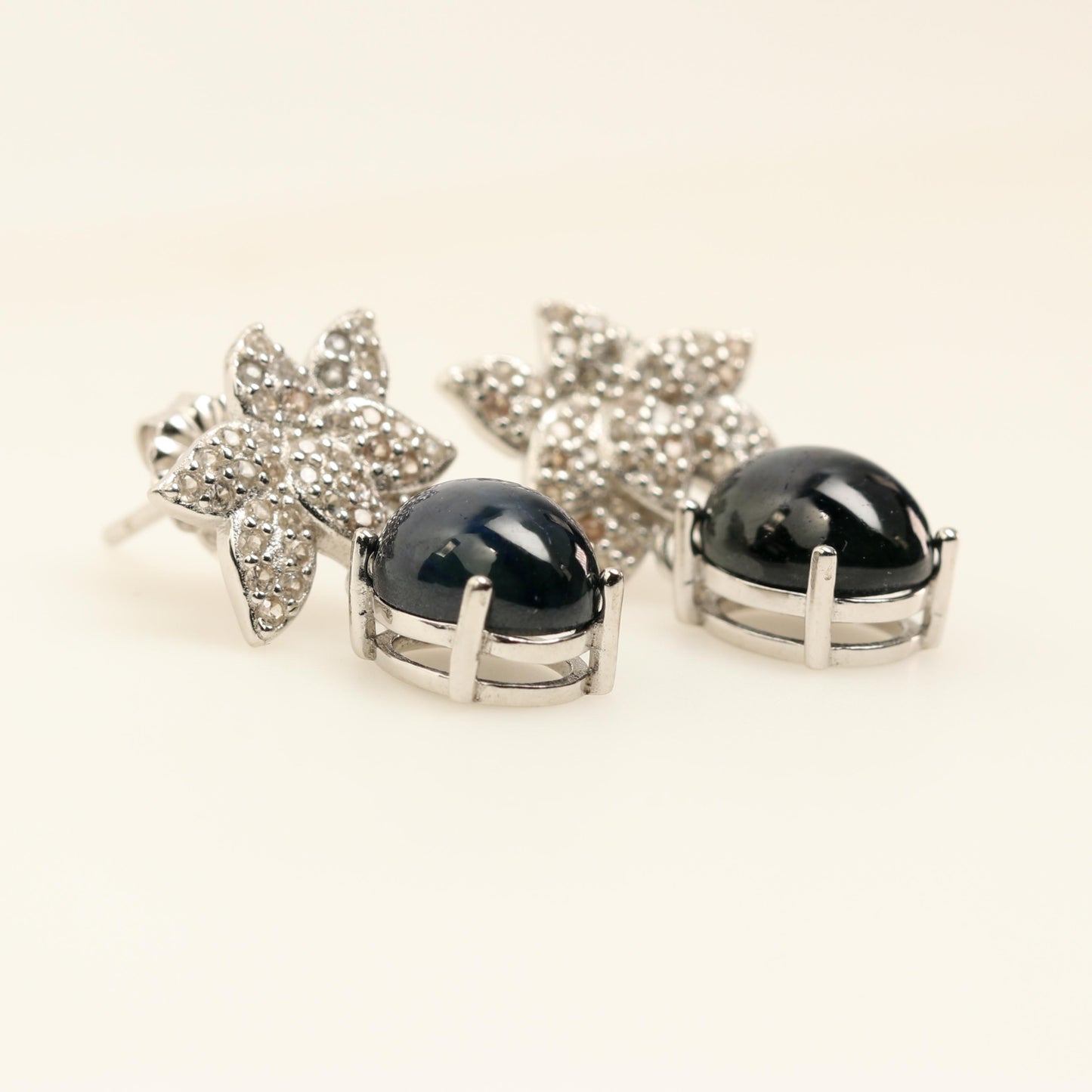 Aros de Zafiro estrella y cubic zirconia