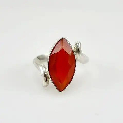 Anillo de Ágata Cornalina Facetada -