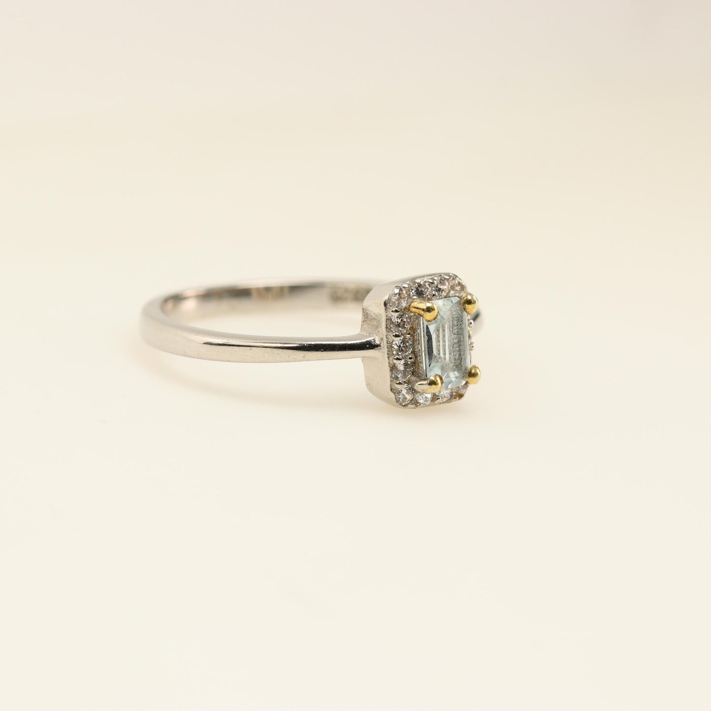 Anillo de Aguamarina y zircon natural - Anillos