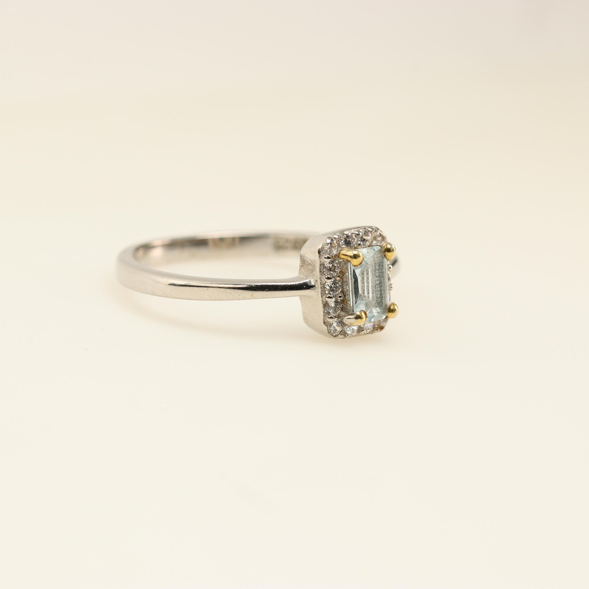 Anillo de Aguamarina y zircon natural - Anillos