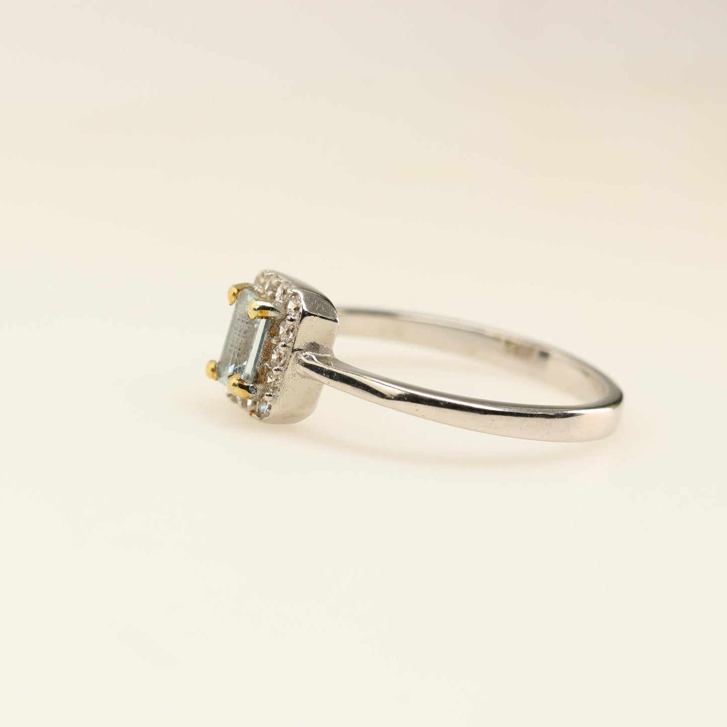 Anillo de Aguamarina y zircon natural - Anillos