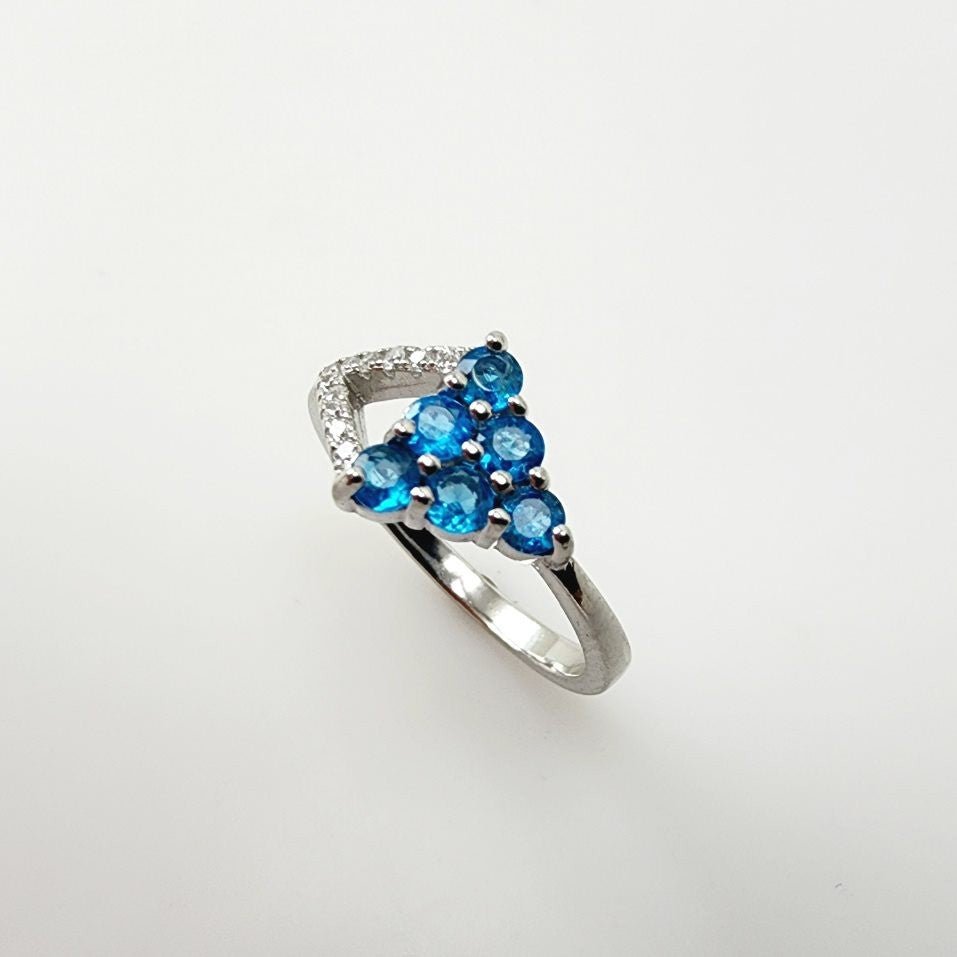 Anillo de Apatita y cubic zirconia - Anillos
