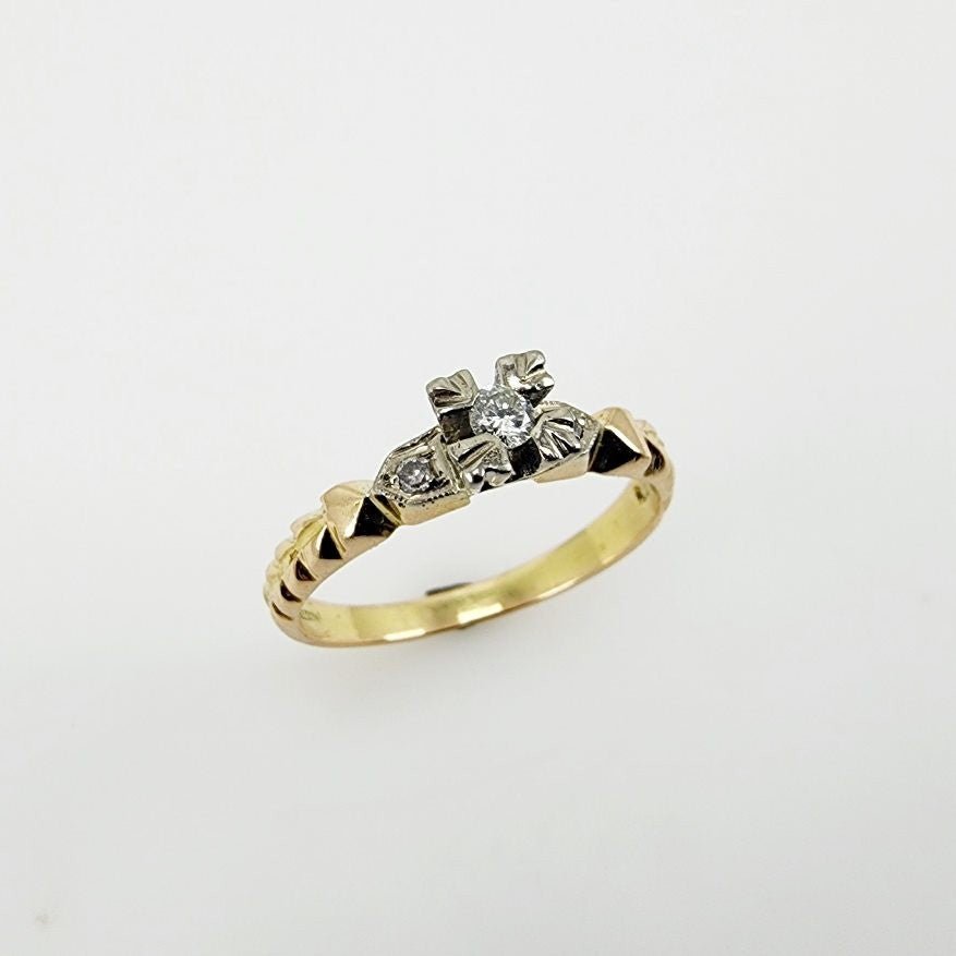 Anillo de Diamante en oro 18 y oro blanco - Anillos