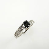 Anillo de Diamante negro y zafiro blanco - Anillos