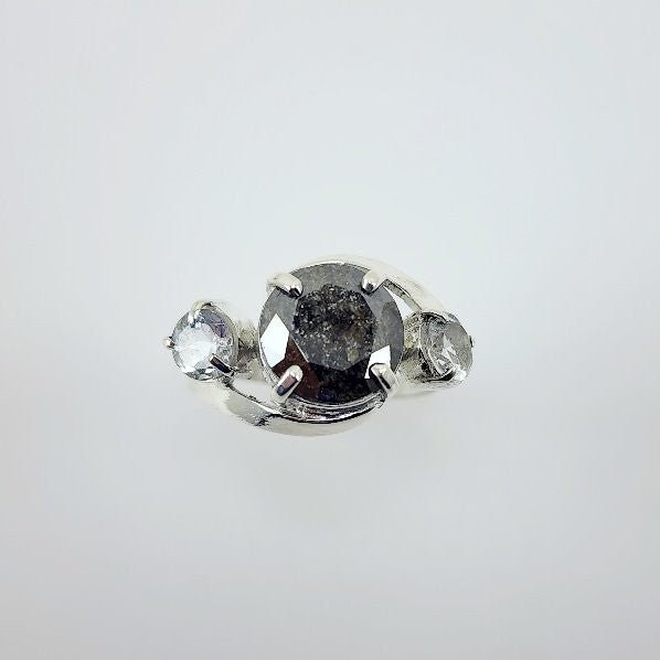Anillo de Diamante y topacios blancos - Anillos