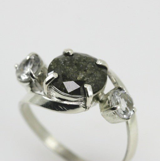 Anillo de Diamante y topacios blancos - Anillos