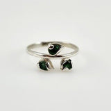 Anillo de Esmeralda en Plata 925 vista frontal con tres gemas verdes - Anillos