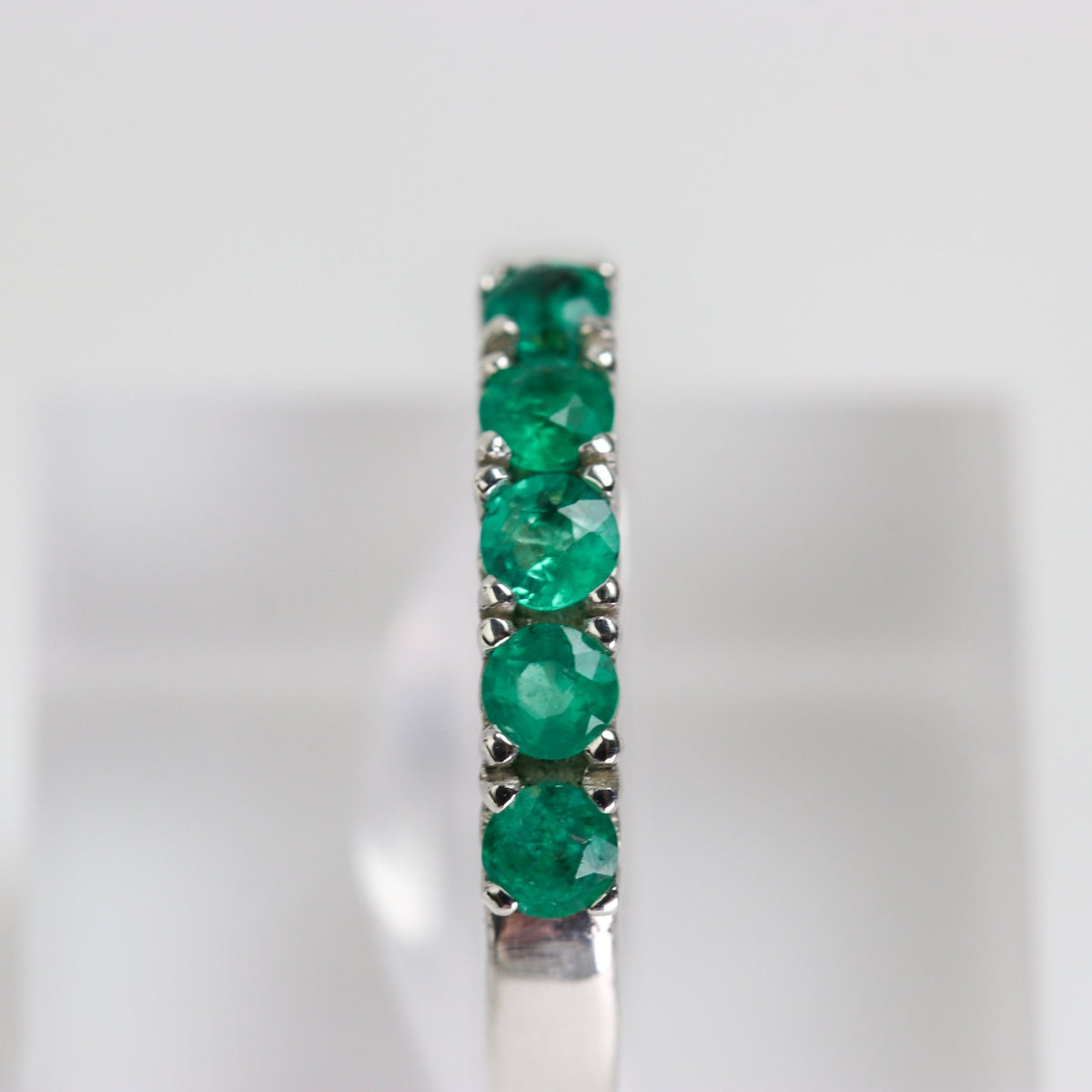 Anillo de Esmeralda Natural Facetada Talla 18 en Plata 950 | Rocas & Cristales - Joyería de autor