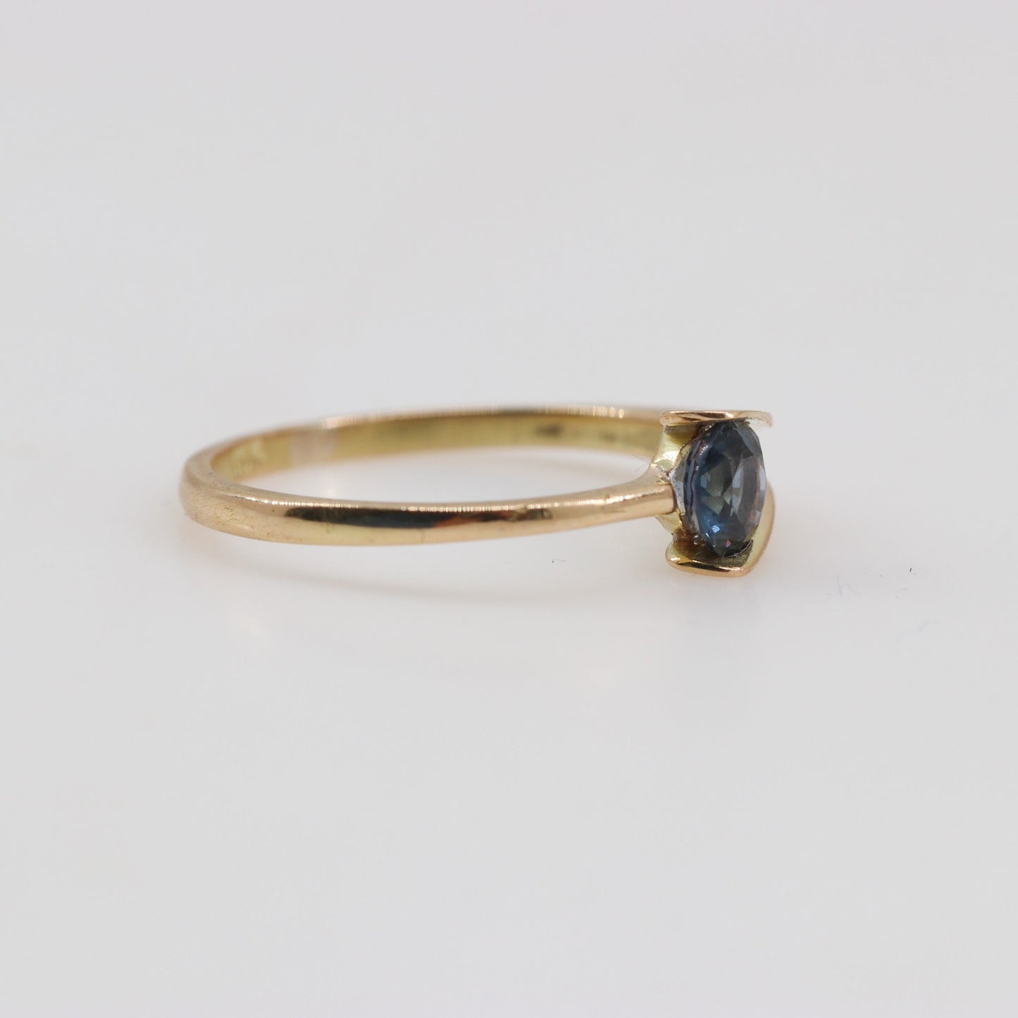 Anillo de espinela en oro 18k - Anillos