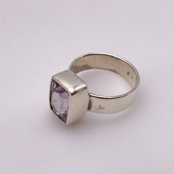 Anillo de Kunzita - Anillos