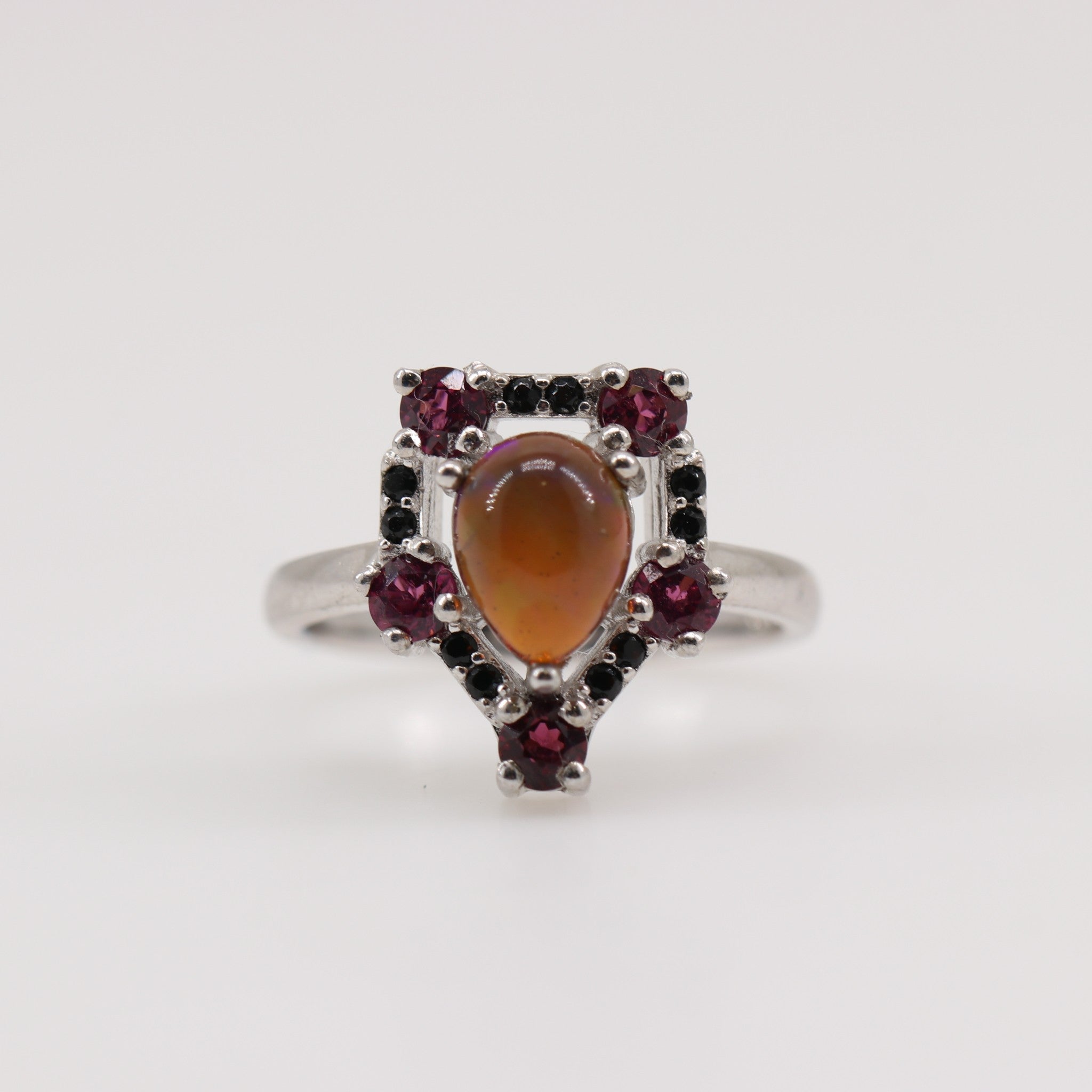 Anillo de Ópalo negro, Rodolito y Espinela negra - Anillos
