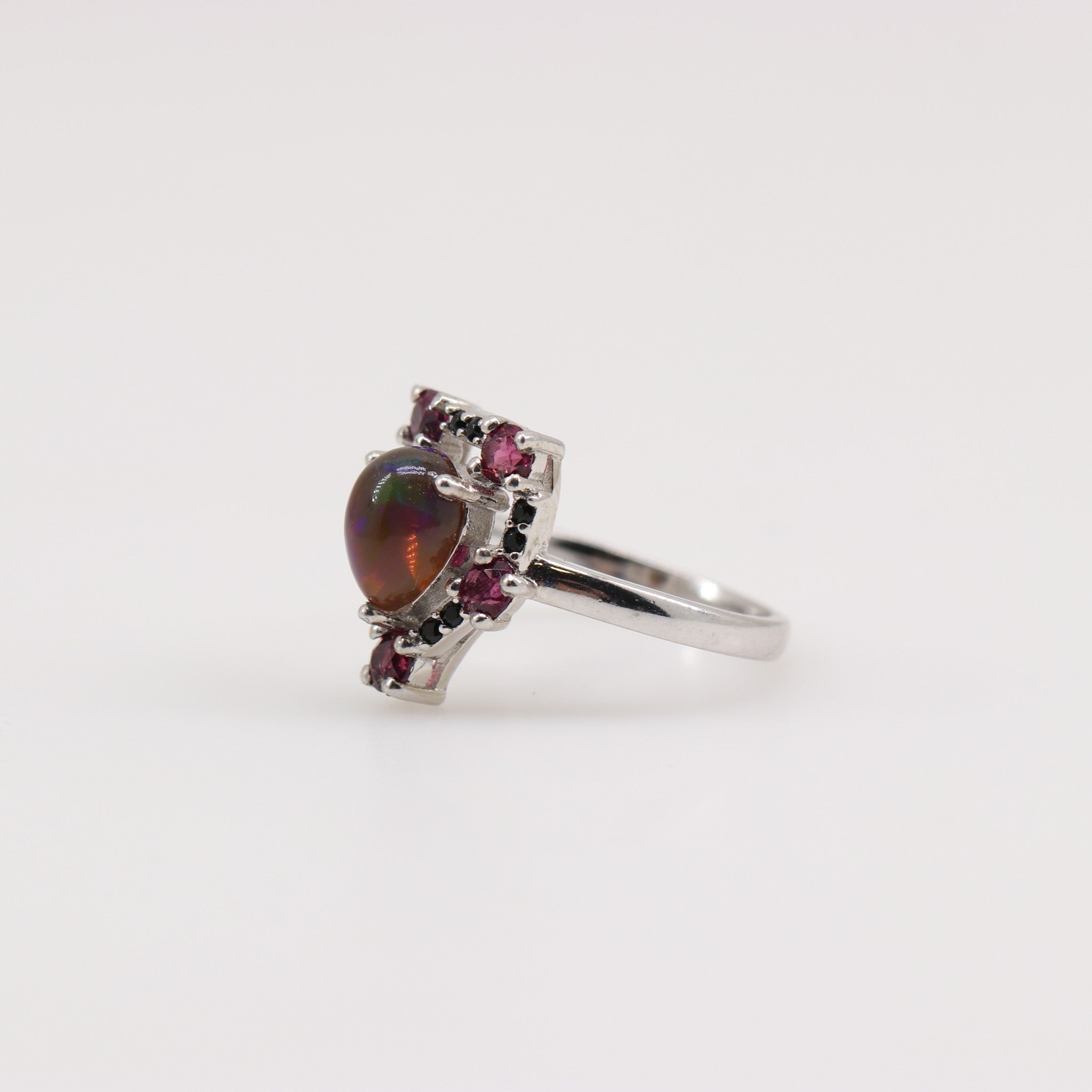 Anillo de Ópalo negro, Rodolito y Espinela negra - Anillos