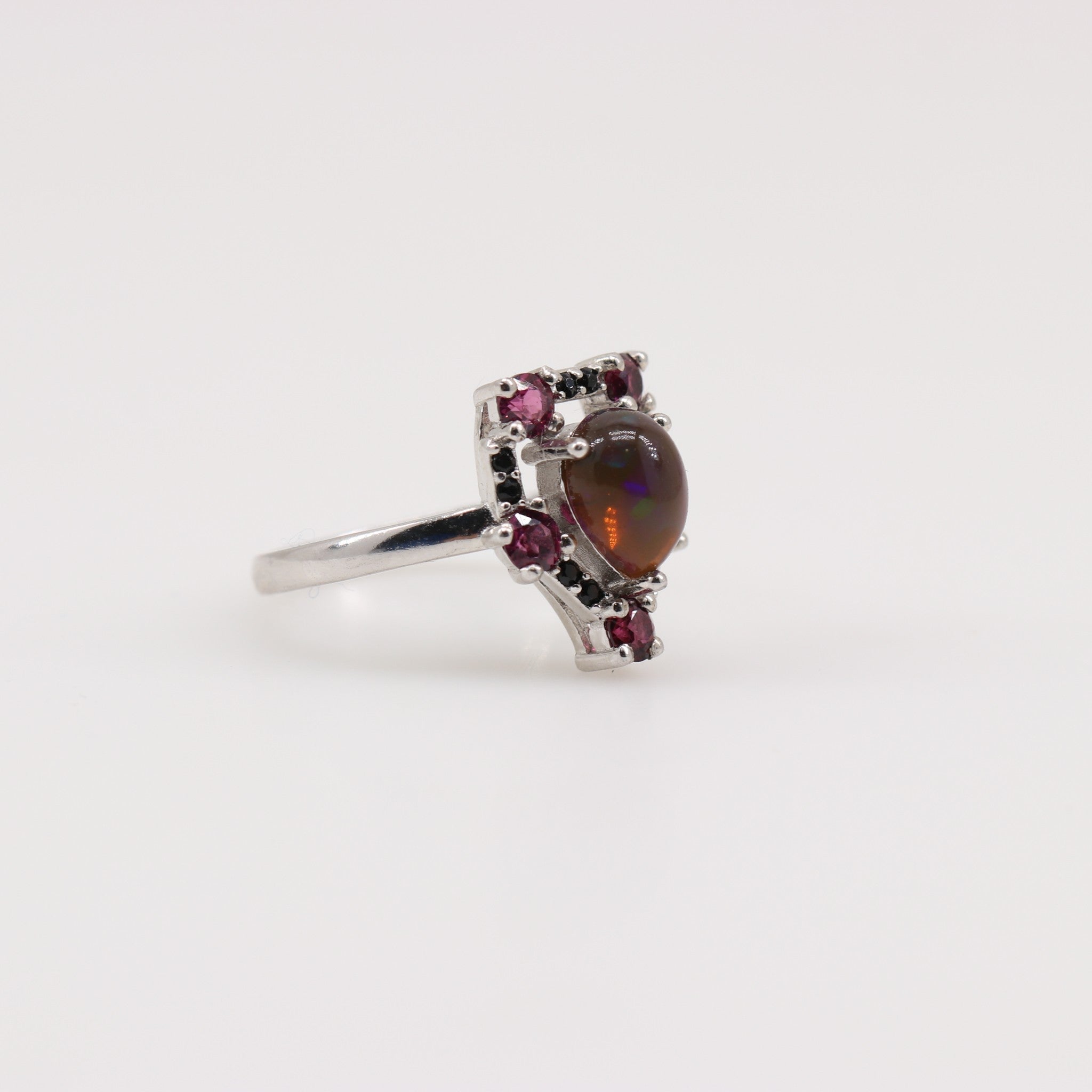 Anillo de Ópalo negro, Rodolito y Espinela negra - Anillos