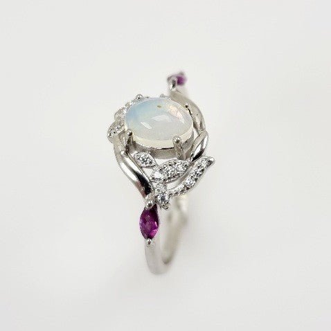 Anillo de Ópalo Welo, granate rodolita y cubic zirconia - Anillos