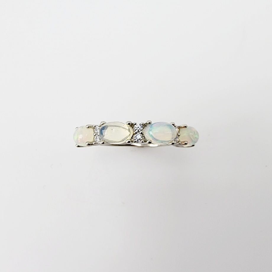 Anillo de Ópalo Welo y cubic zirconia - Anillos