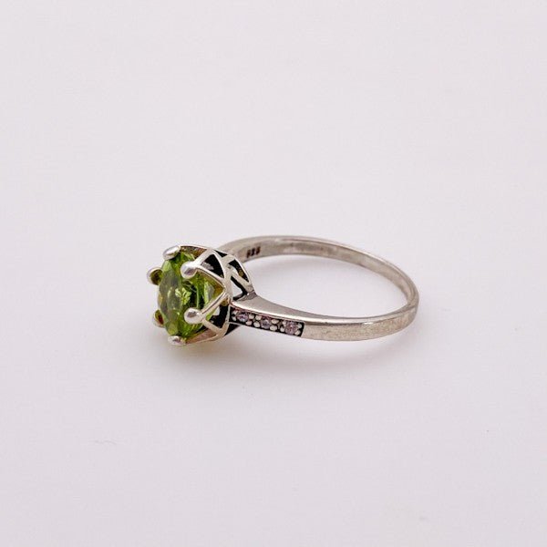 Anillo de Peridoto y cubic zirconia - Anillos