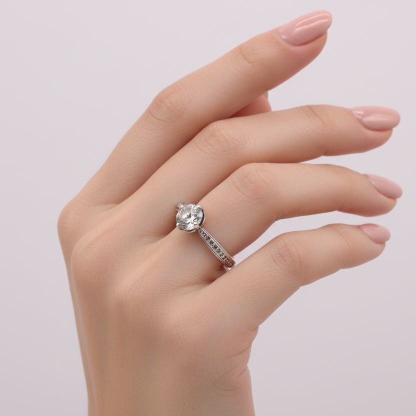 Anillo de Prasiolita y cubic zirconia - Anillos