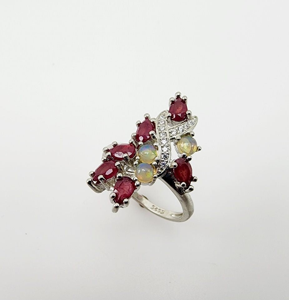 Anillo de Rubí, Ópalo welo y Zirconia cúbica - Anillos