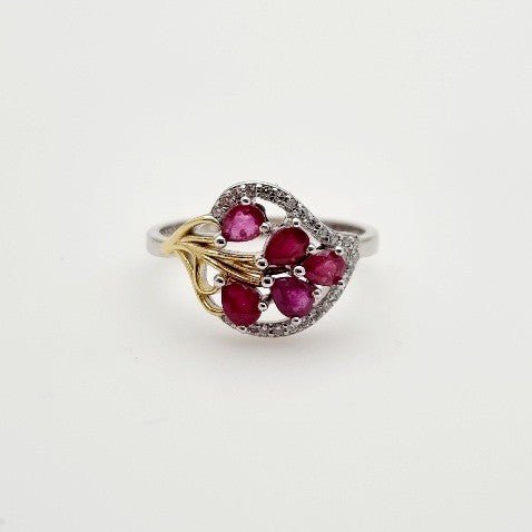Anillo de Rubí y Zirconia Cúbica - Anillos