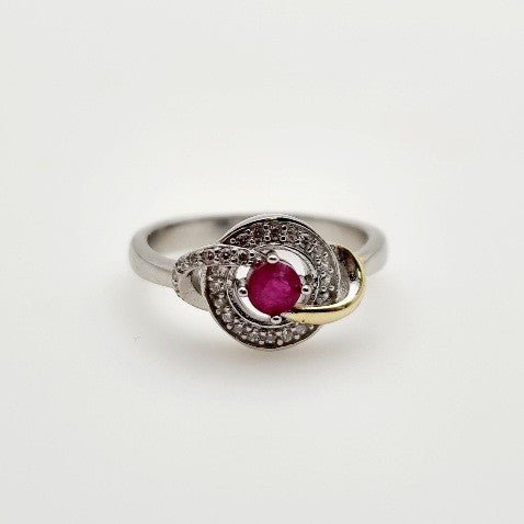 Anillo de Rubí y Zirconia cúbica - Anillos