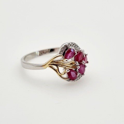 Anillo de Rubí y Zirconia Cúbica - Anillos