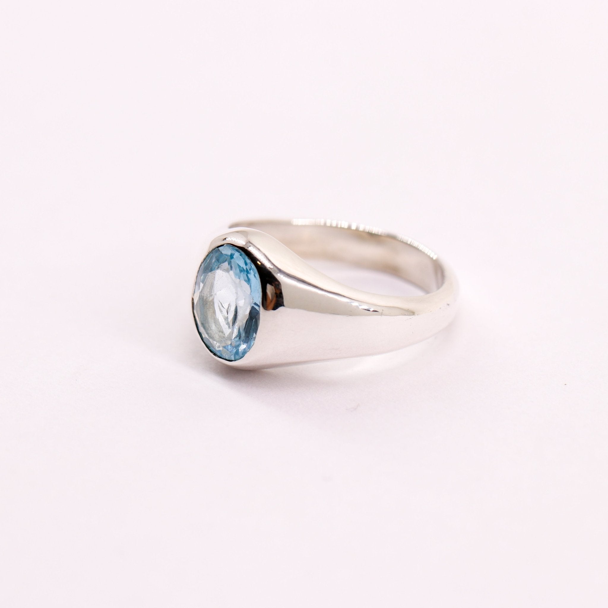 Anillo de Topacio Azul elaborado en plata 950 - Anillos