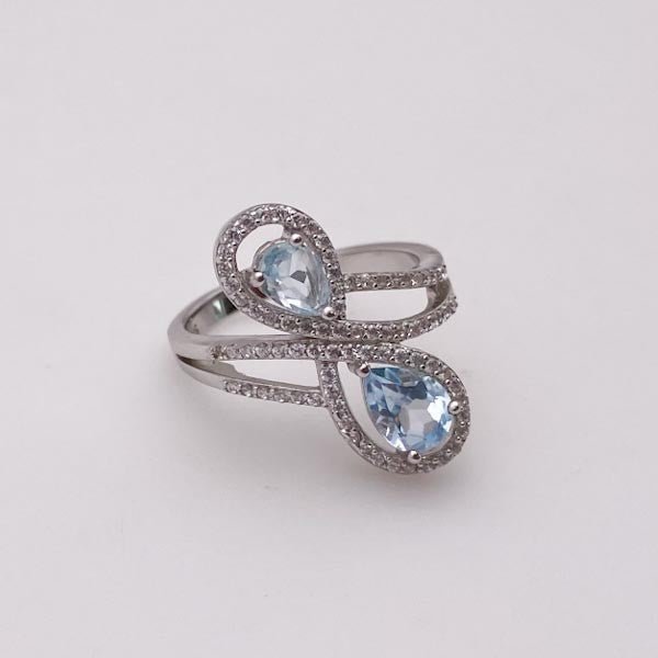 Anillo de topacio azul y cubic zirconia - Anillos