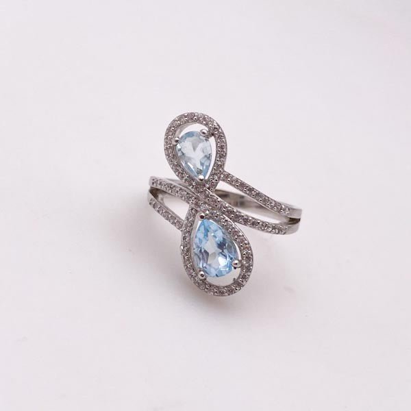 Anillo de topacio azul y cubic zirconia - Anillos