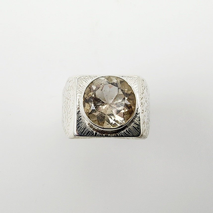 Anillo de Topacio Imperial con Banda Forjada en Plata 950 - Anillos