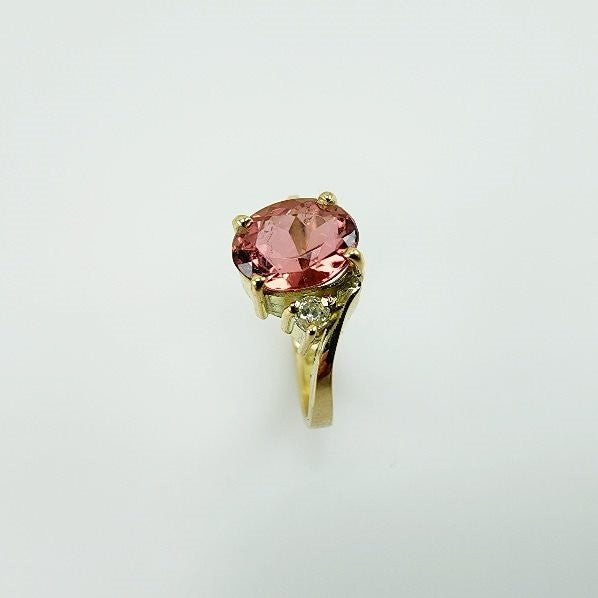 Anillo de Turmalina Rosa y Diamante en oro 18 - Anillos