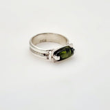 Anillo de Turmalina Verde vista lateral - Anillos