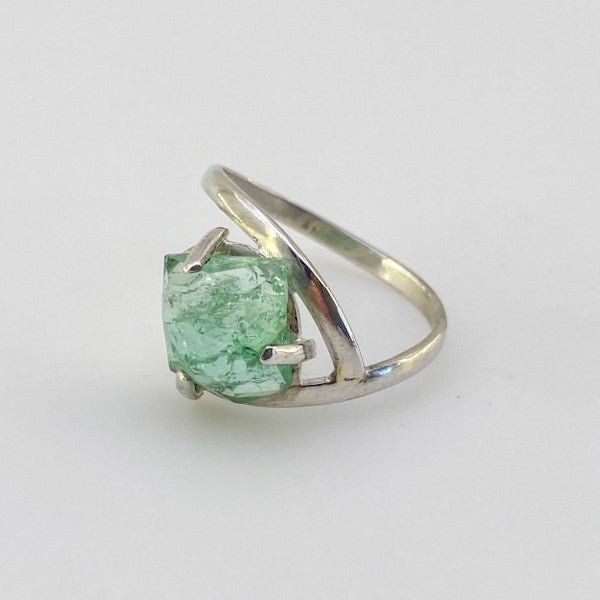 Anillo de Turmalina Verde en Plata 925 - Anillos