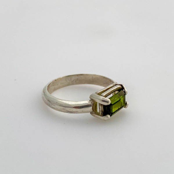 Anillo de Turmalina Verde Cromo Talla 14 - Anillos