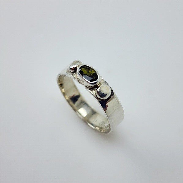 Anillo de Turmalina Verde Cromo en Plata 950 - Anillos