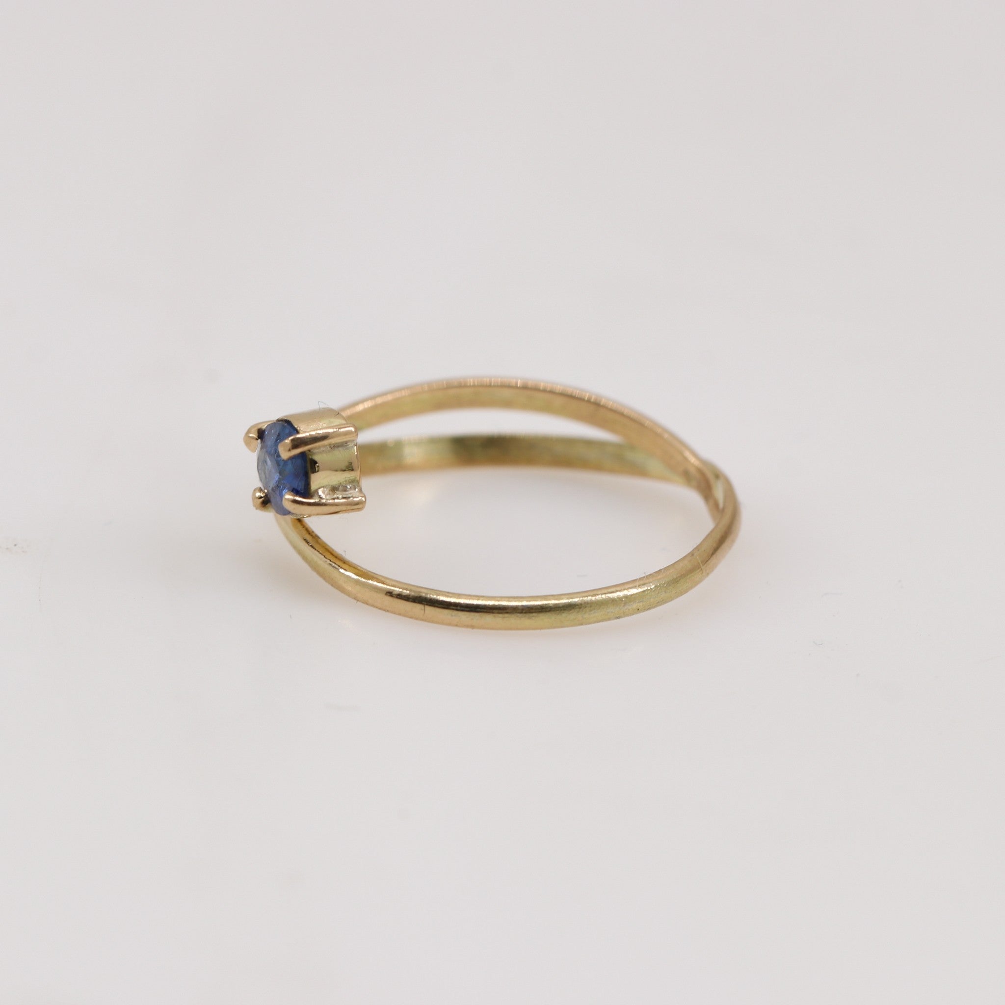 Anillo de zafiro en oro 18k - Anillos