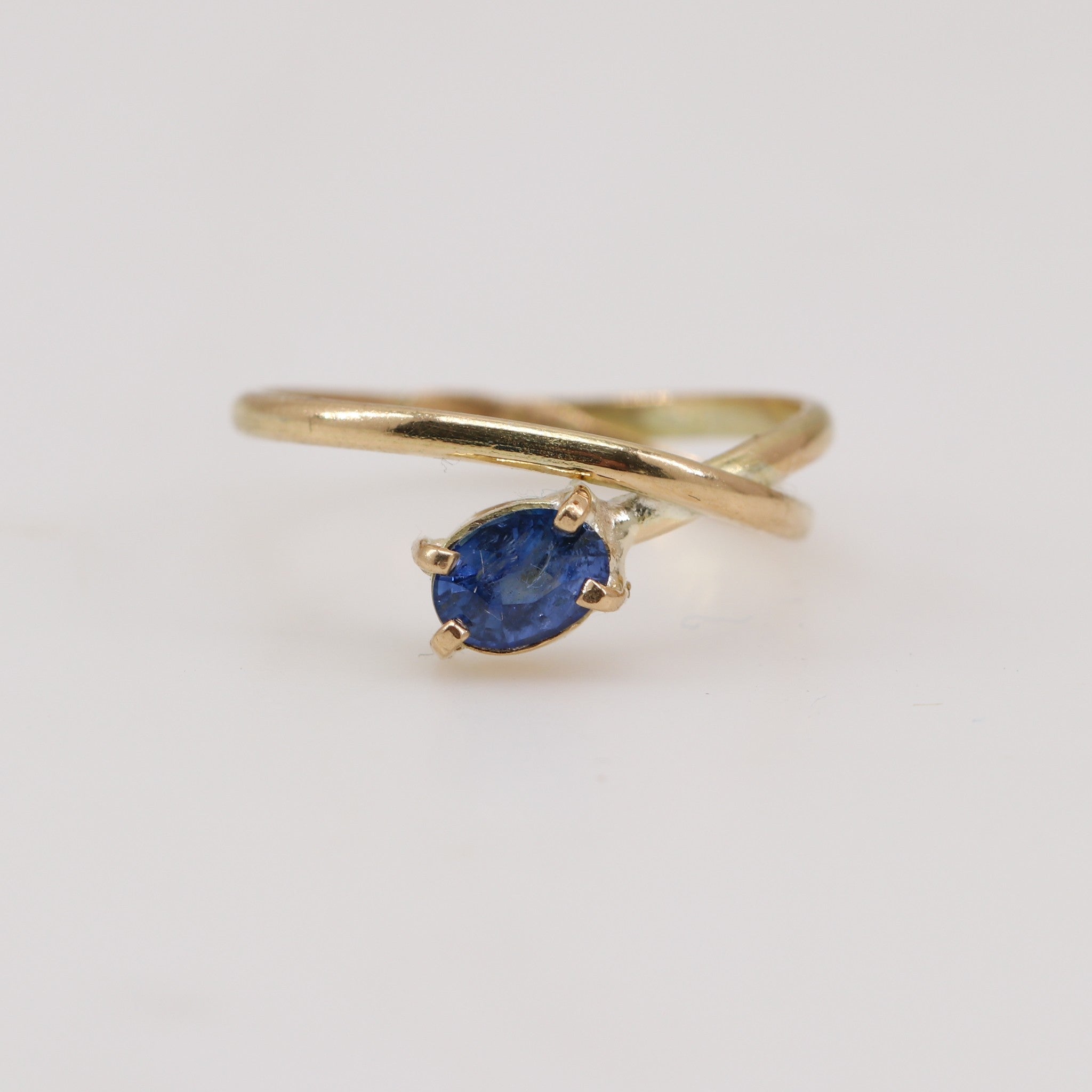 Anillo de zafiro en oro 18k - Anillos