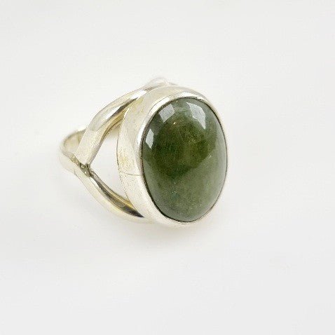 Anillo de Zafiro verde - Anillos