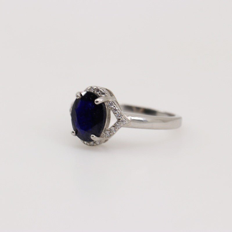 Anillo de Zafiro y Zirconia Cúbica - Anillos