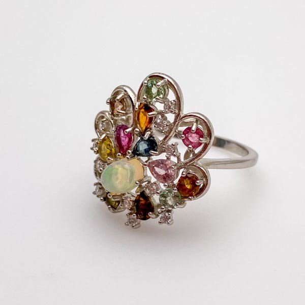 Anillo Opalo Welo y turmalinas multicolores - Anillos